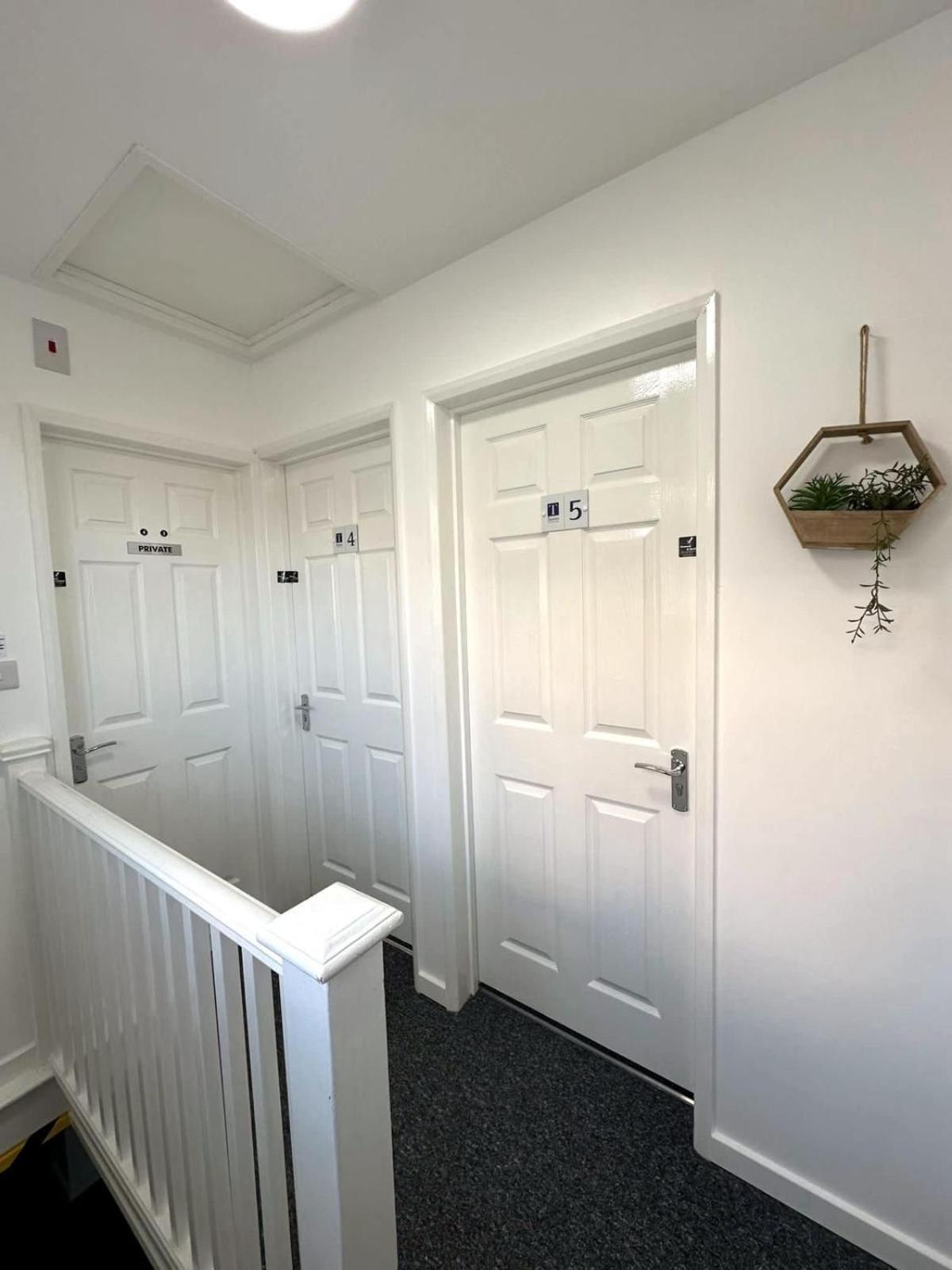 Newmarket Road Studios And Suites By Tas Accommodations Cambridge Zewnętrze zdjęcie