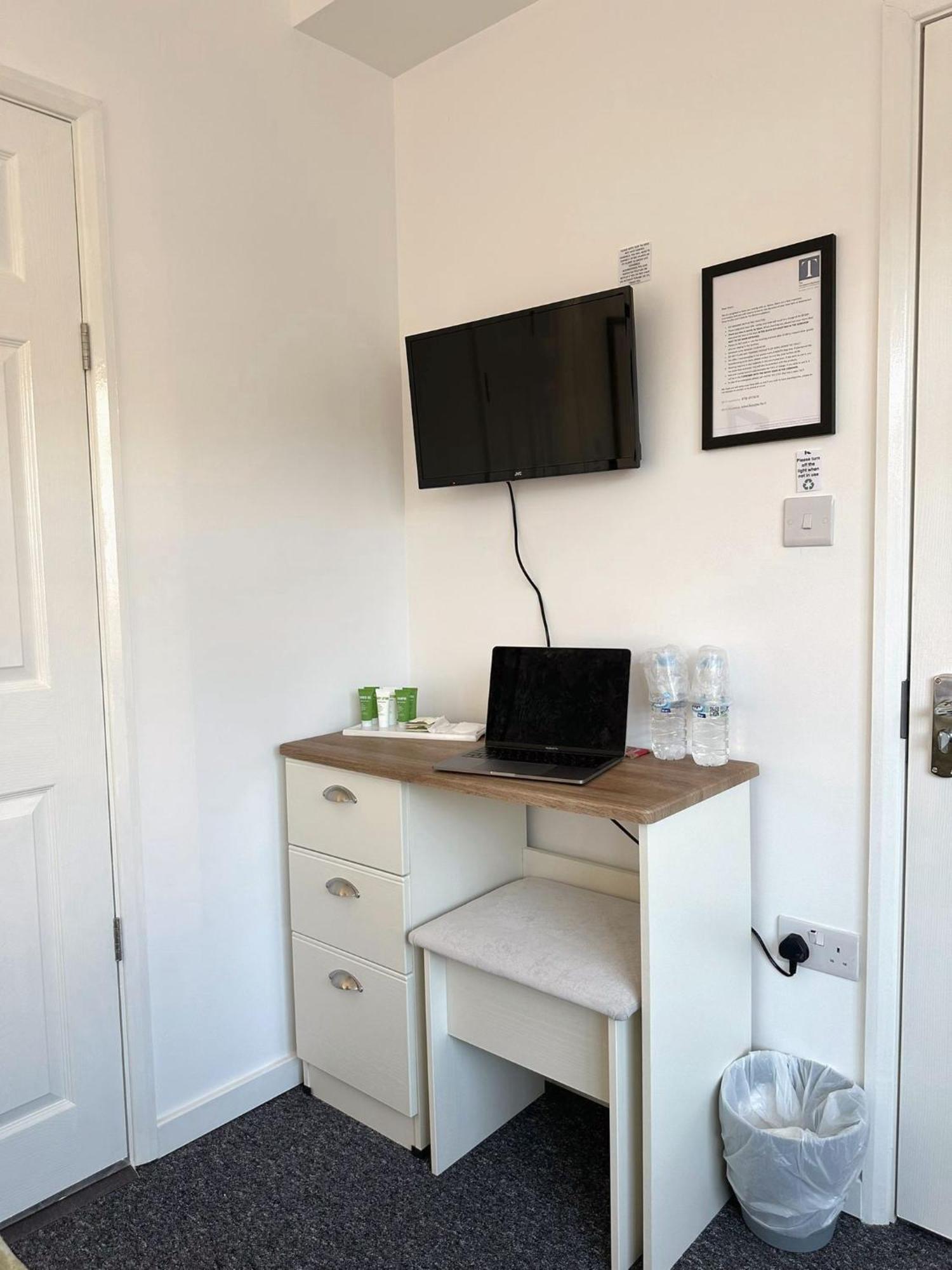 Newmarket Road Studios And Suites By Tas Accommodations Cambridge Zewnętrze zdjęcie