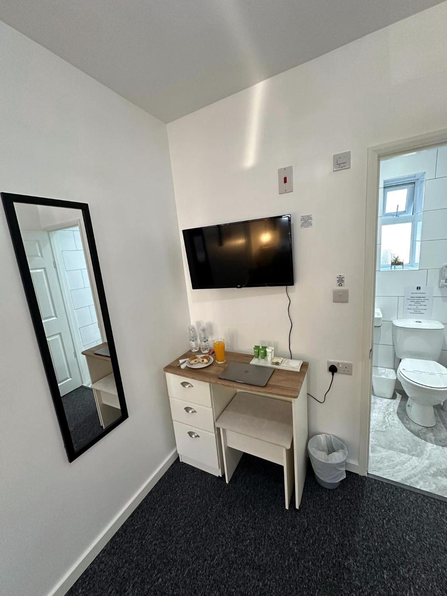 Newmarket Road Studios And Suites By Tas Accommodations Cambridge Zewnętrze zdjęcie