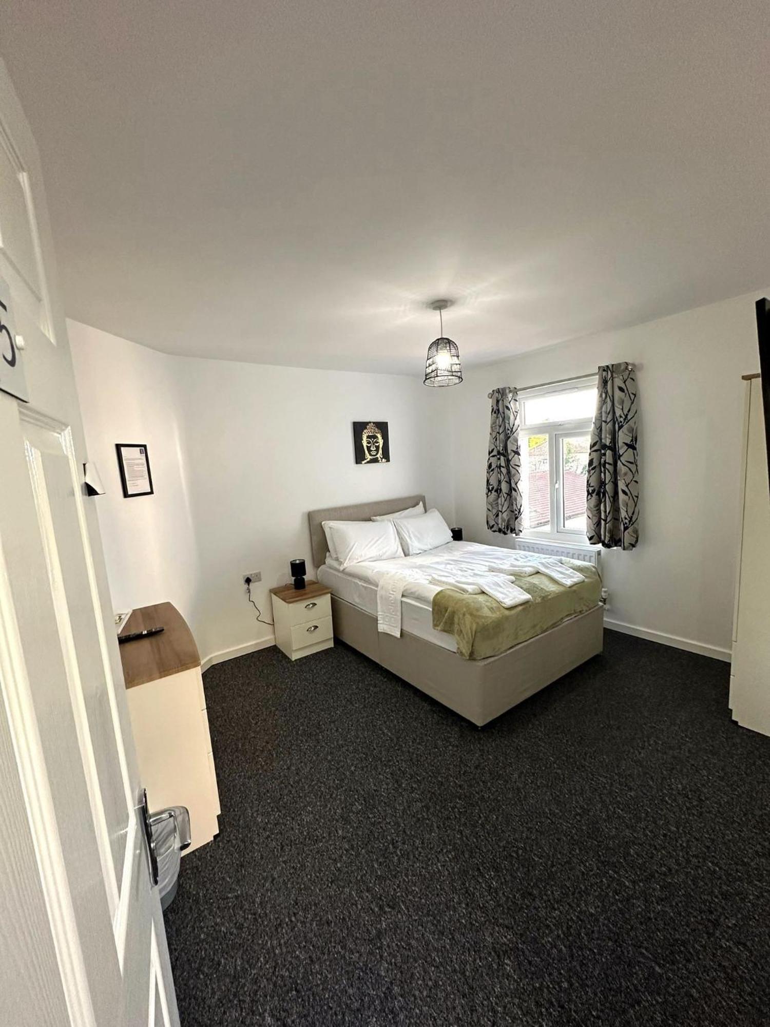 Newmarket Road Studios And Suites By Tas Accommodations Cambridge Zewnętrze zdjęcie